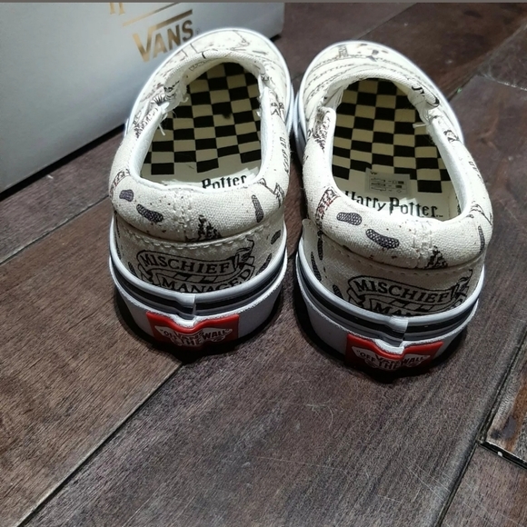 Harry Potter Marauders Map Slip On Vans Limited Ed - Picture 2 of 4